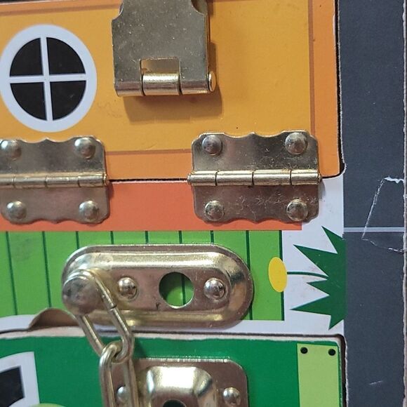 Melissa and Doug latch board - Picture 4 of 4